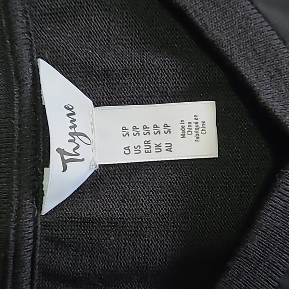 Thyme nursing top. Sz S - Picture 2 of 4